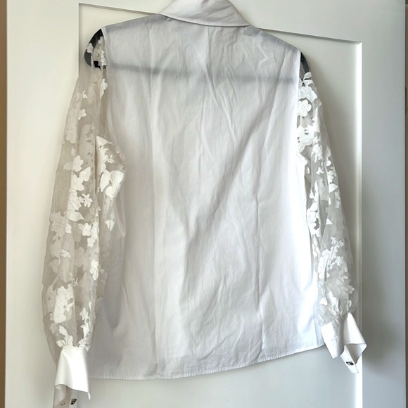 Stunning white blouse - Picture 3 of 4